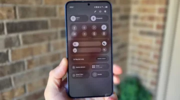 هل انتهى عصر الهواتف الذكية أم ما زال الهاتف هو الملك؟